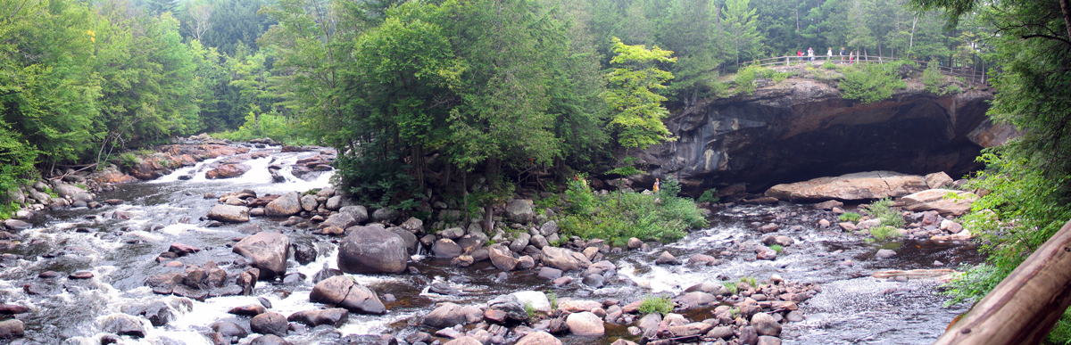 Natural Stone Bridge & Caves